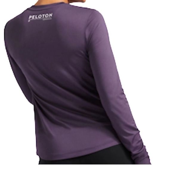 Peloton Womens‎ Standard Warm Up  Long Sleeves Top Purple Shirt Large New - Picture 15 of 16